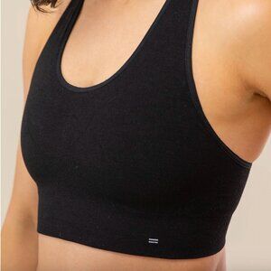 BRANWYN Essential Racerback Sports Bra - Black Size Large (Lightly Used)